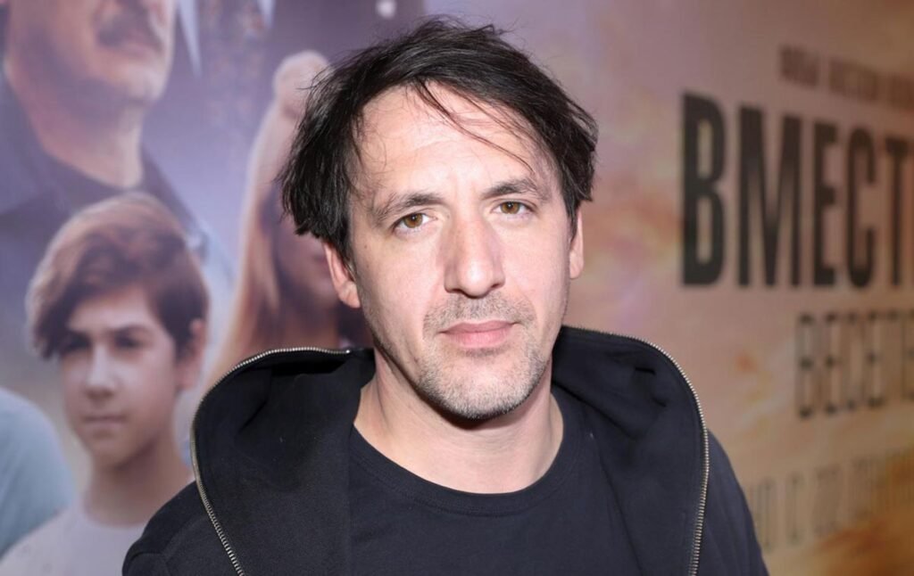 артур смольянинов